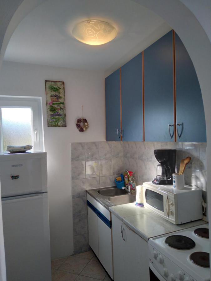 Apartments "Sun-Sea" Lopar Exterior photo