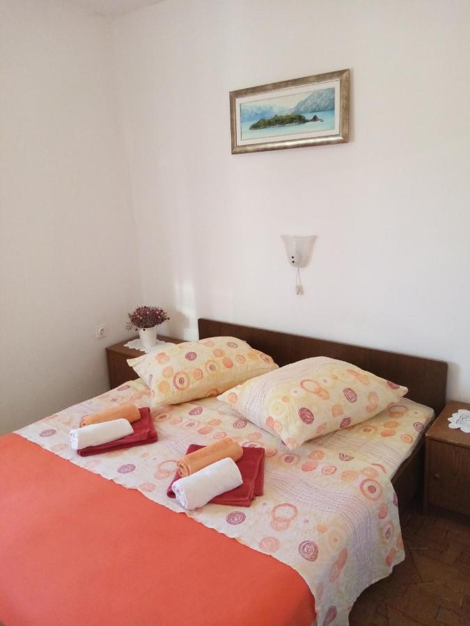 Apartments "Sun-Sea" Lopar Exterior photo