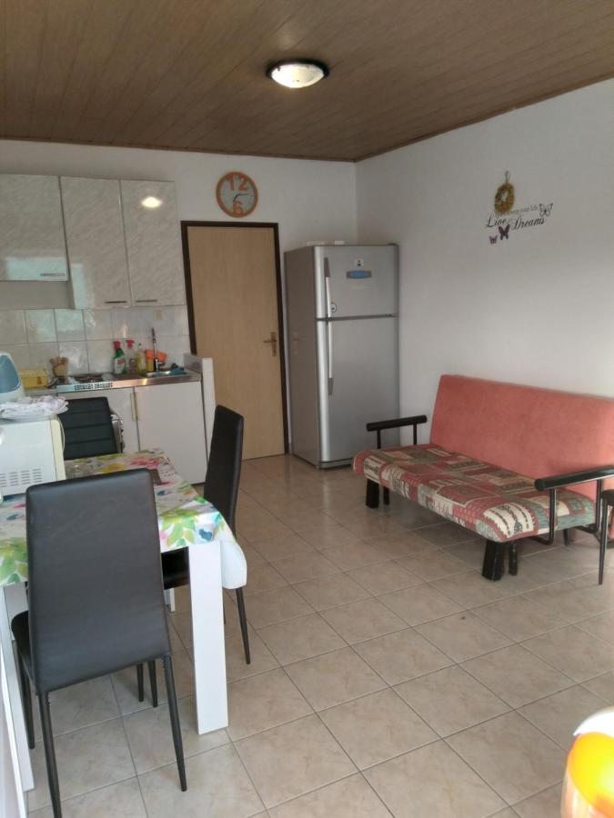 Apartments "Sun-Sea" Lopar Exterior photo